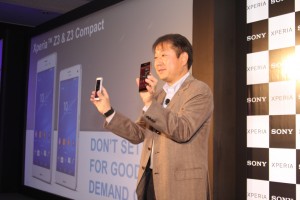Mr. Kenichiro Hibi- MD Sony India with Sony products